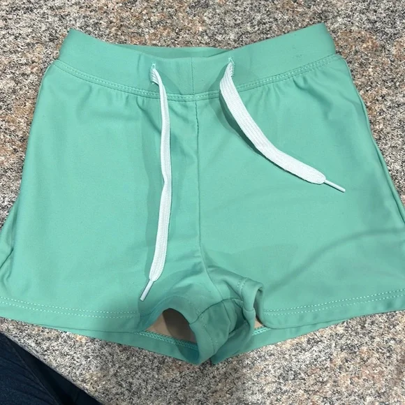 Euro shorts - Picture 1 of 2